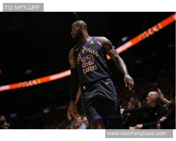 灰熊与猛龙激战正酣NBA最新战况回顾与精彩瞬间分析